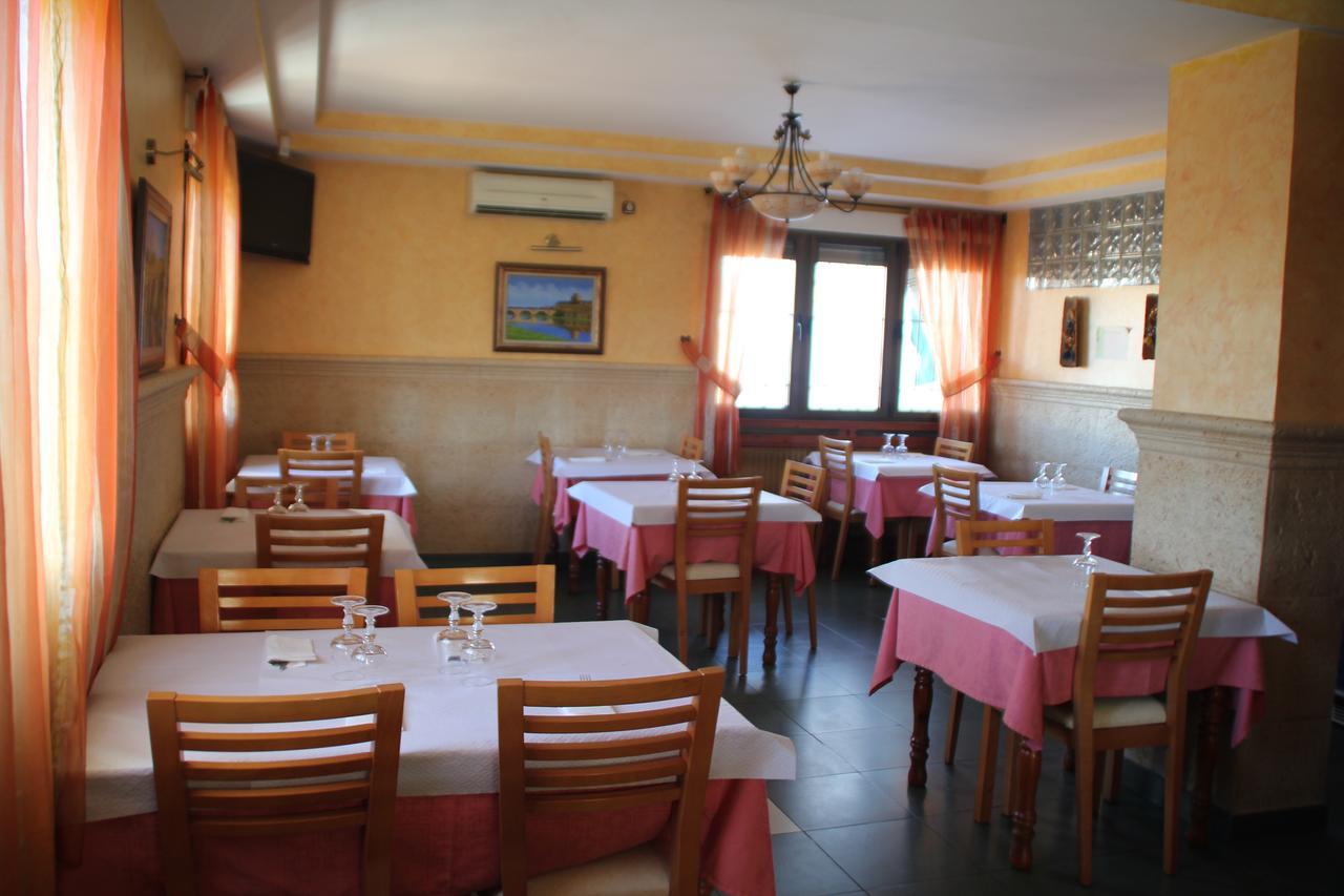 Hôtel La Llave Del Campo à Ciudad-Rodrigo Extérieur photo