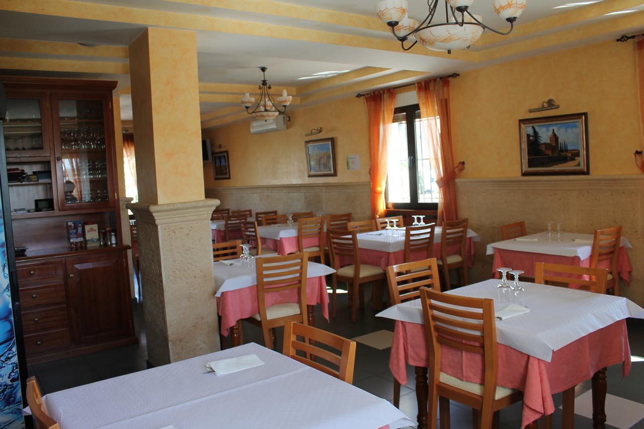 Hôtel La Llave Del Campo à Ciudad-Rodrigo Extérieur photo