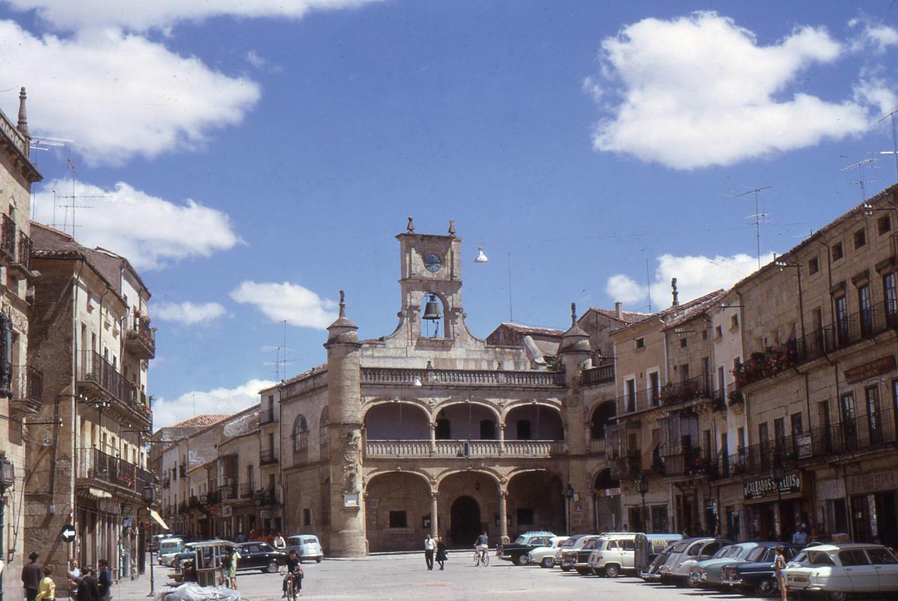 Hôtel La Llave Del Campo à Ciudad-Rodrigo Extérieur photo